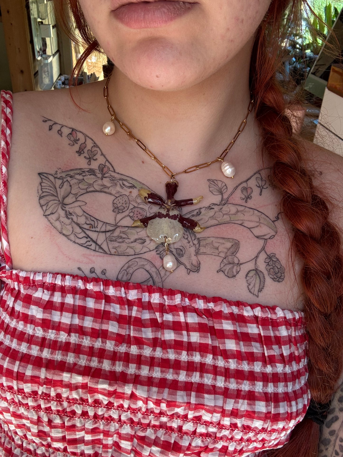 Orchid and pearl chunky necklace