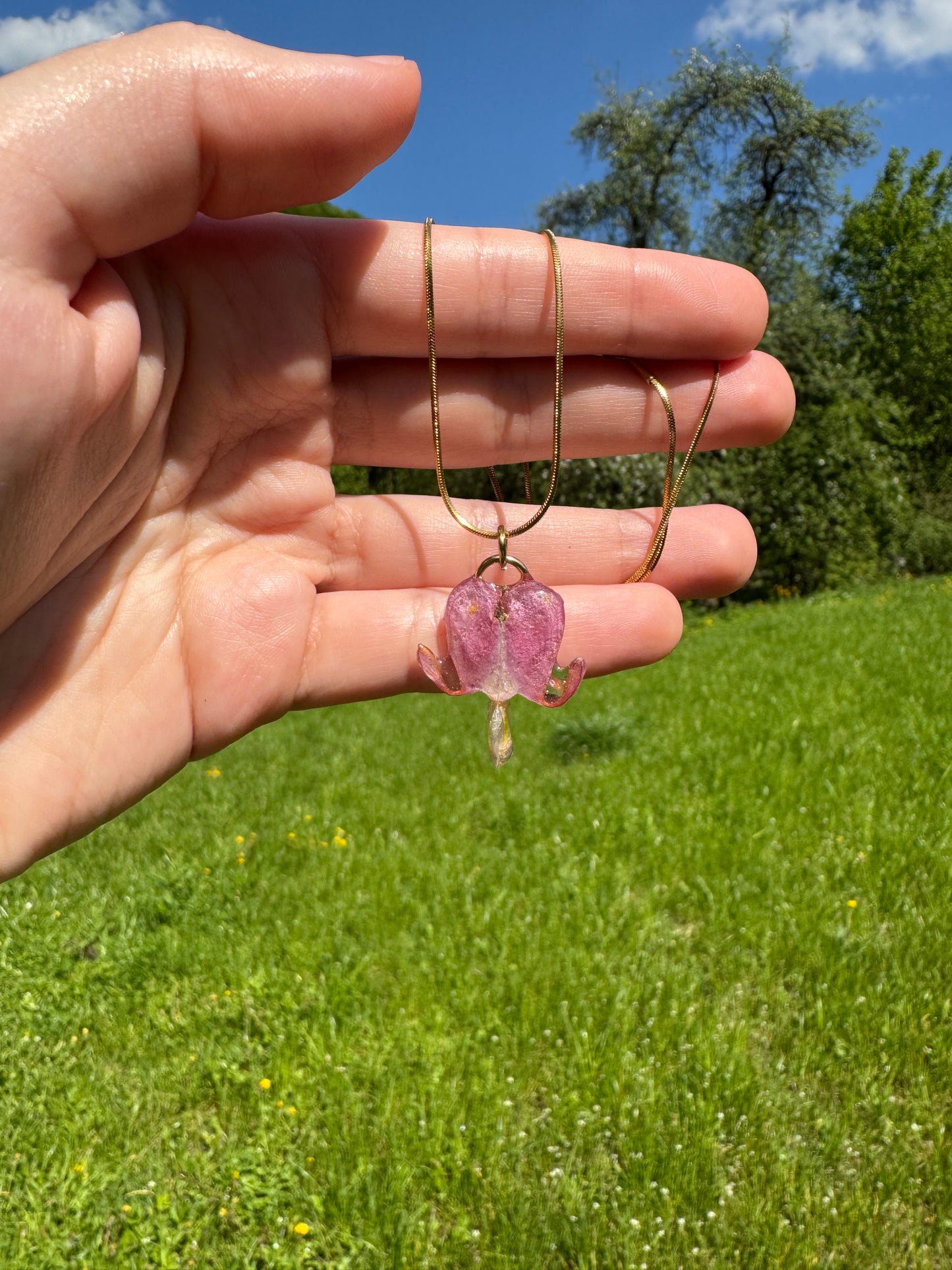 Bleeding hearts necklace