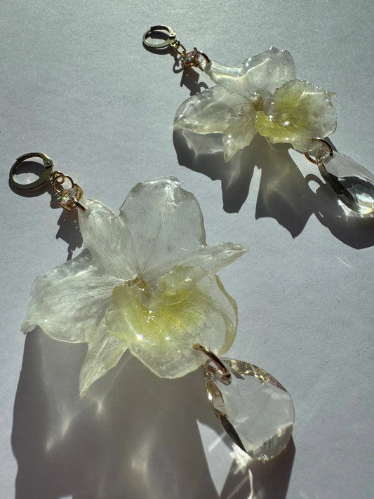 White bridal orchid earrings SYLLIA