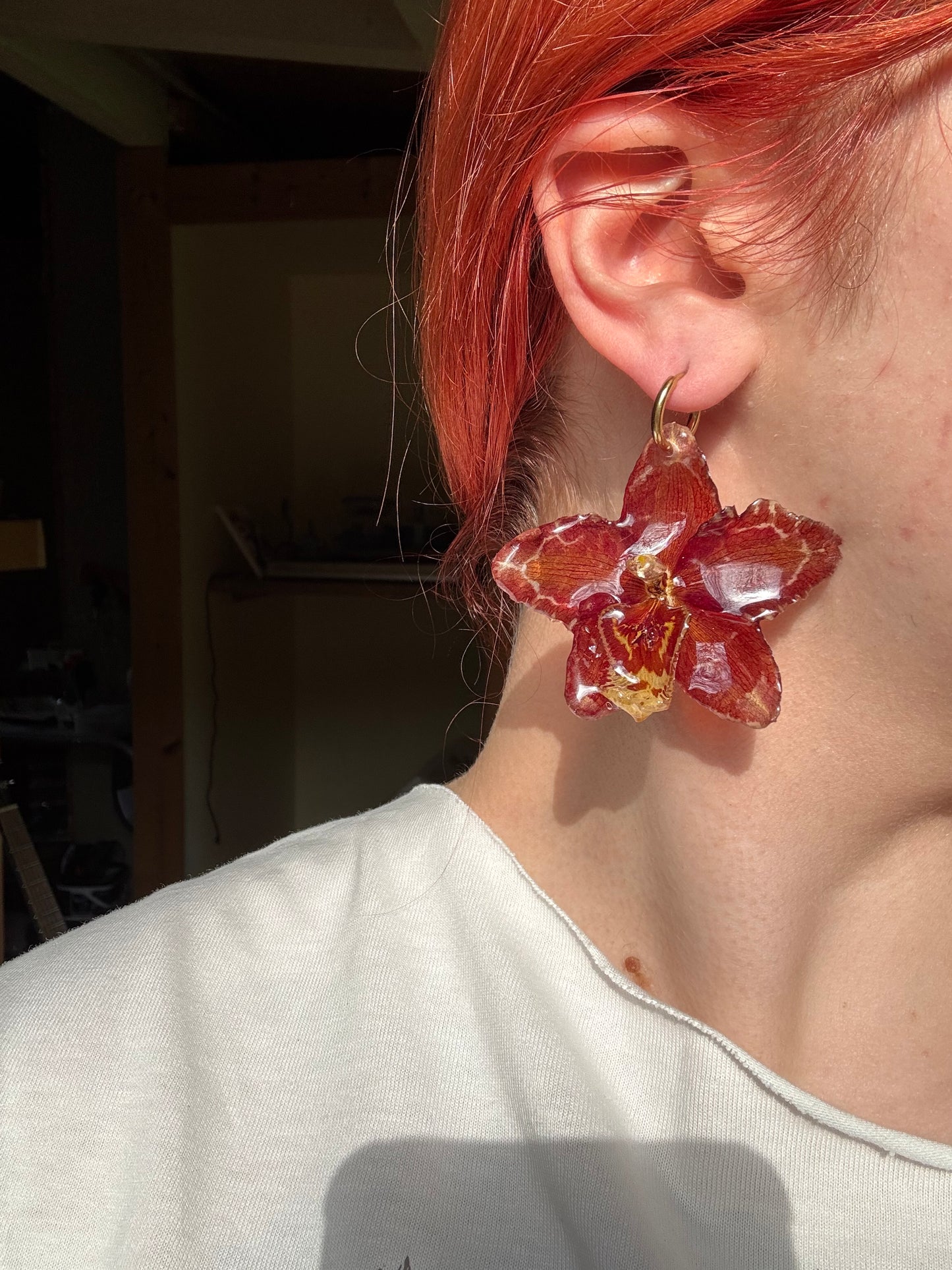 Red orchid hoops