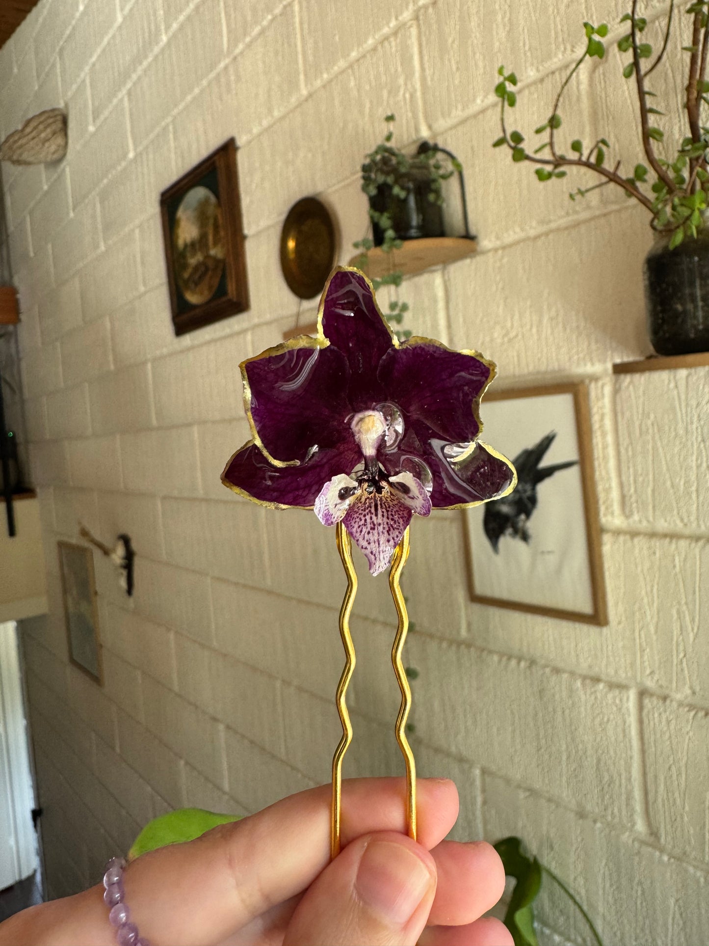 Purple orchid hairpin