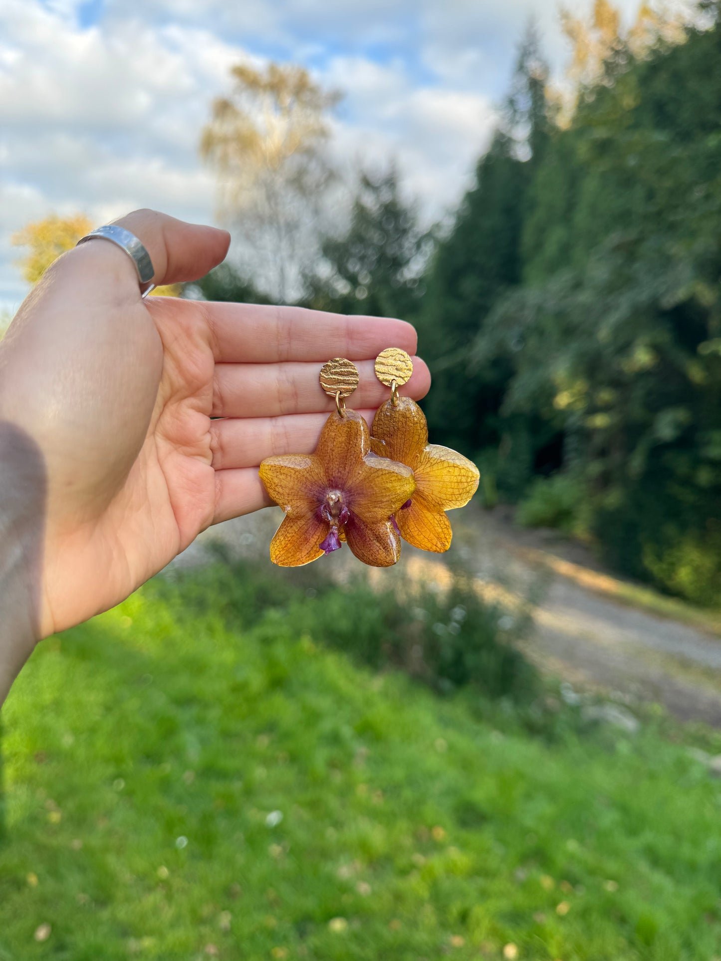 Real Orange Orchid Earrings – Handmade Botanical Jewelry, Nature-Inspired Flower Earrings