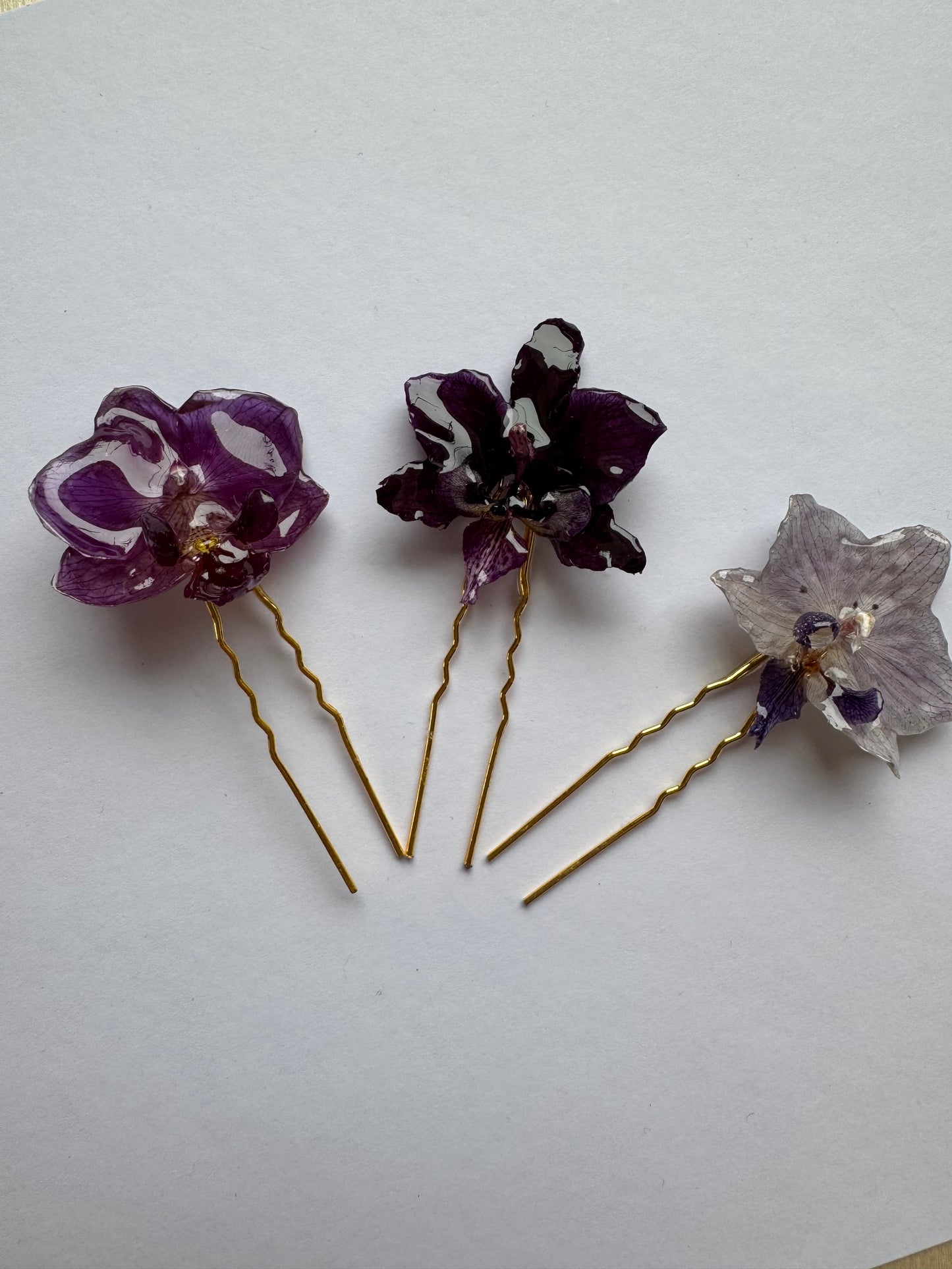 Handmade Real Orchid Mini Hairpins – Preserved Floral Accessories