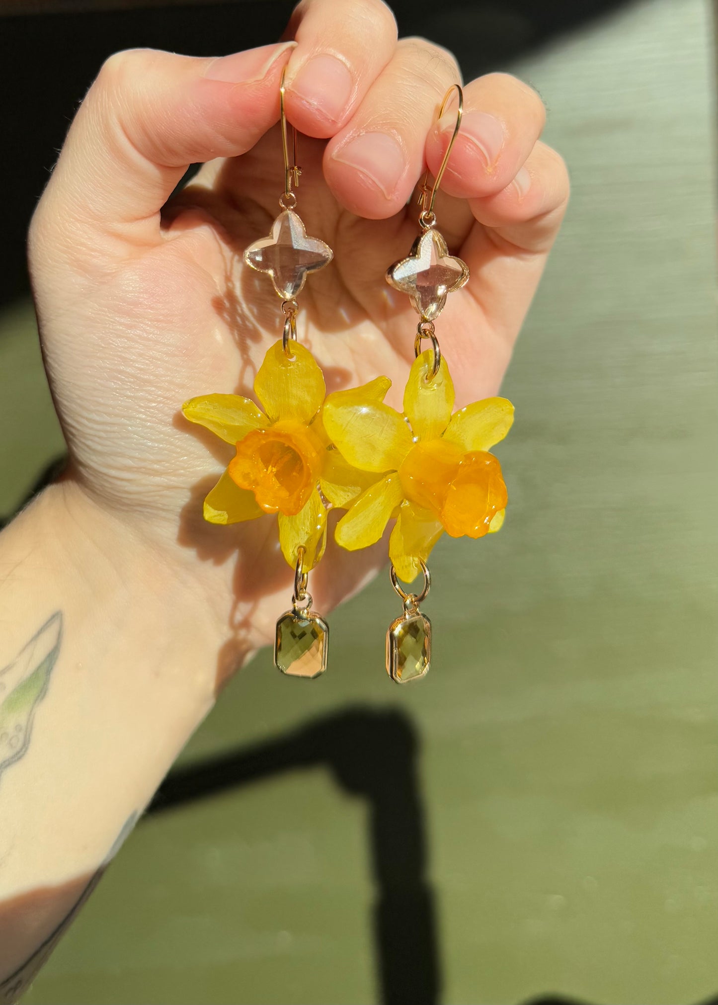 Real daffodils earrings