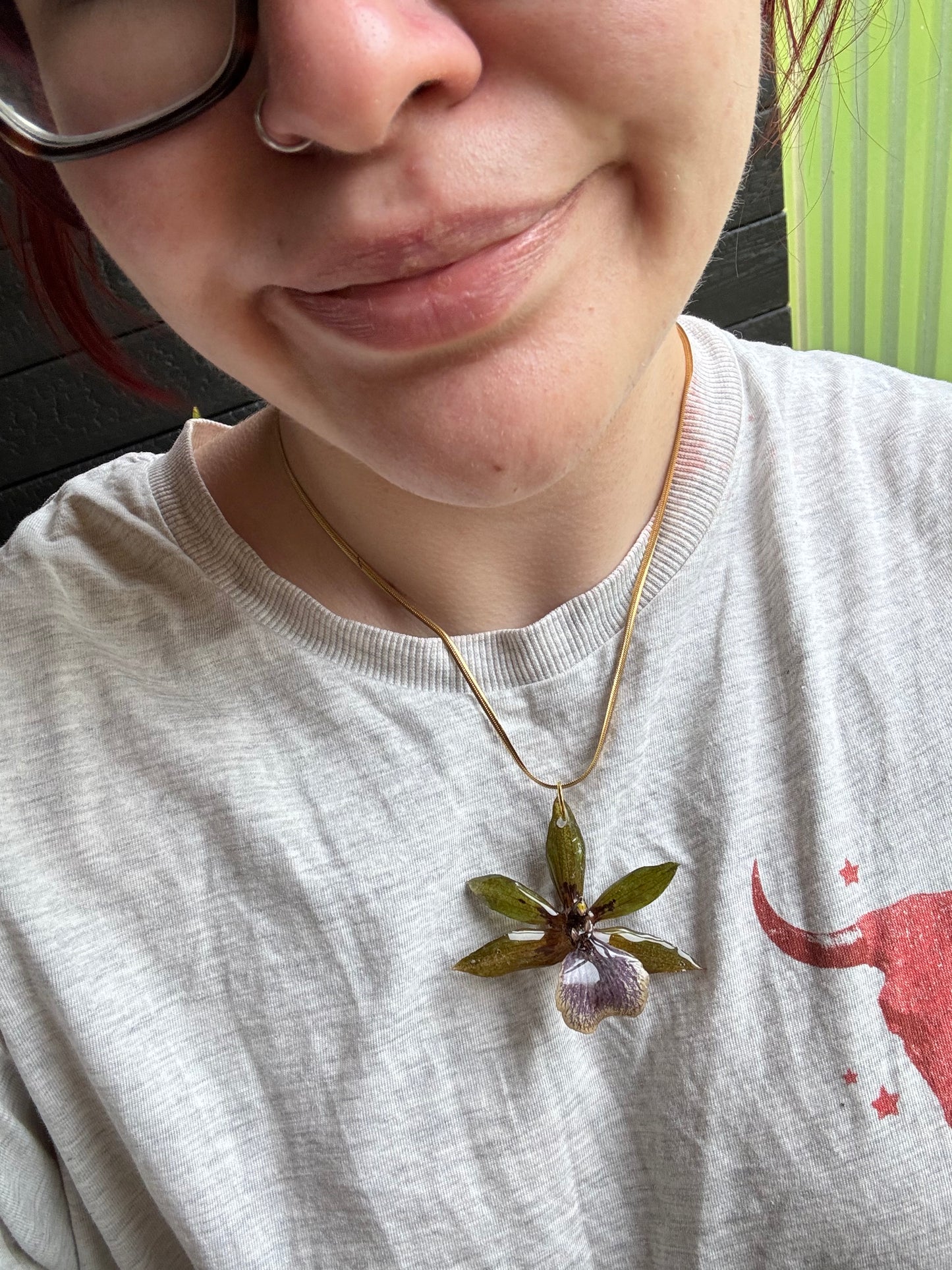 Green orchid necklace SYLLIA