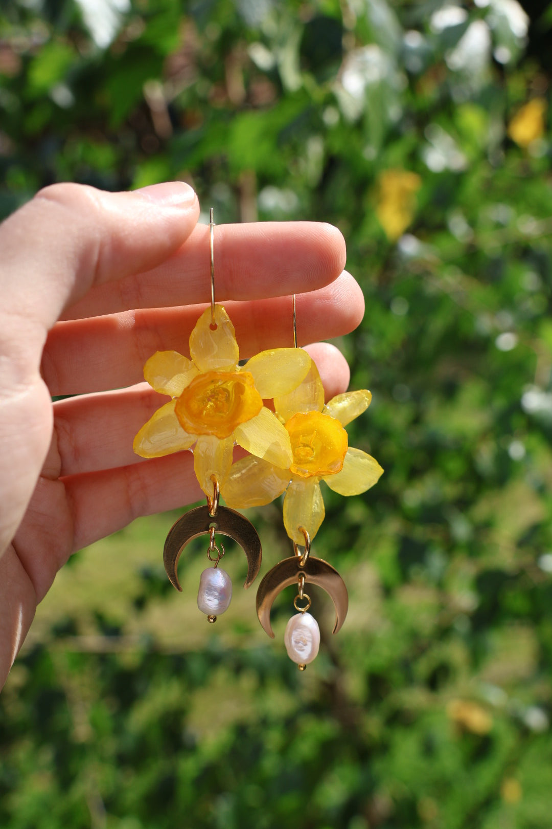 Daffodil moon earrings