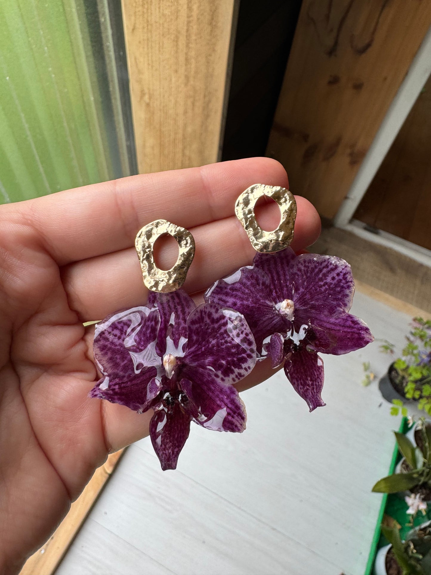 Dotted orchid earrings