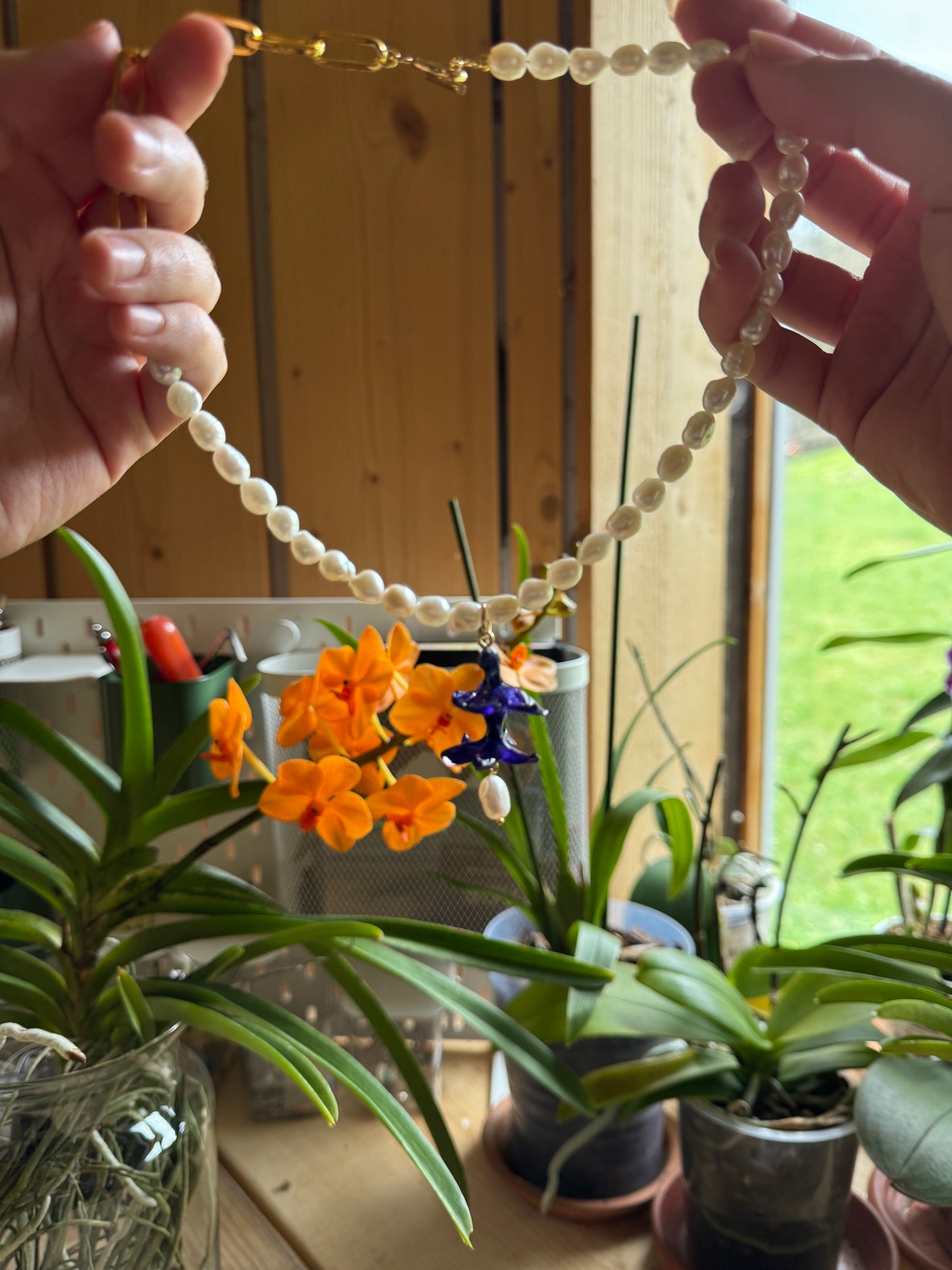Hyacinth pearl necklace