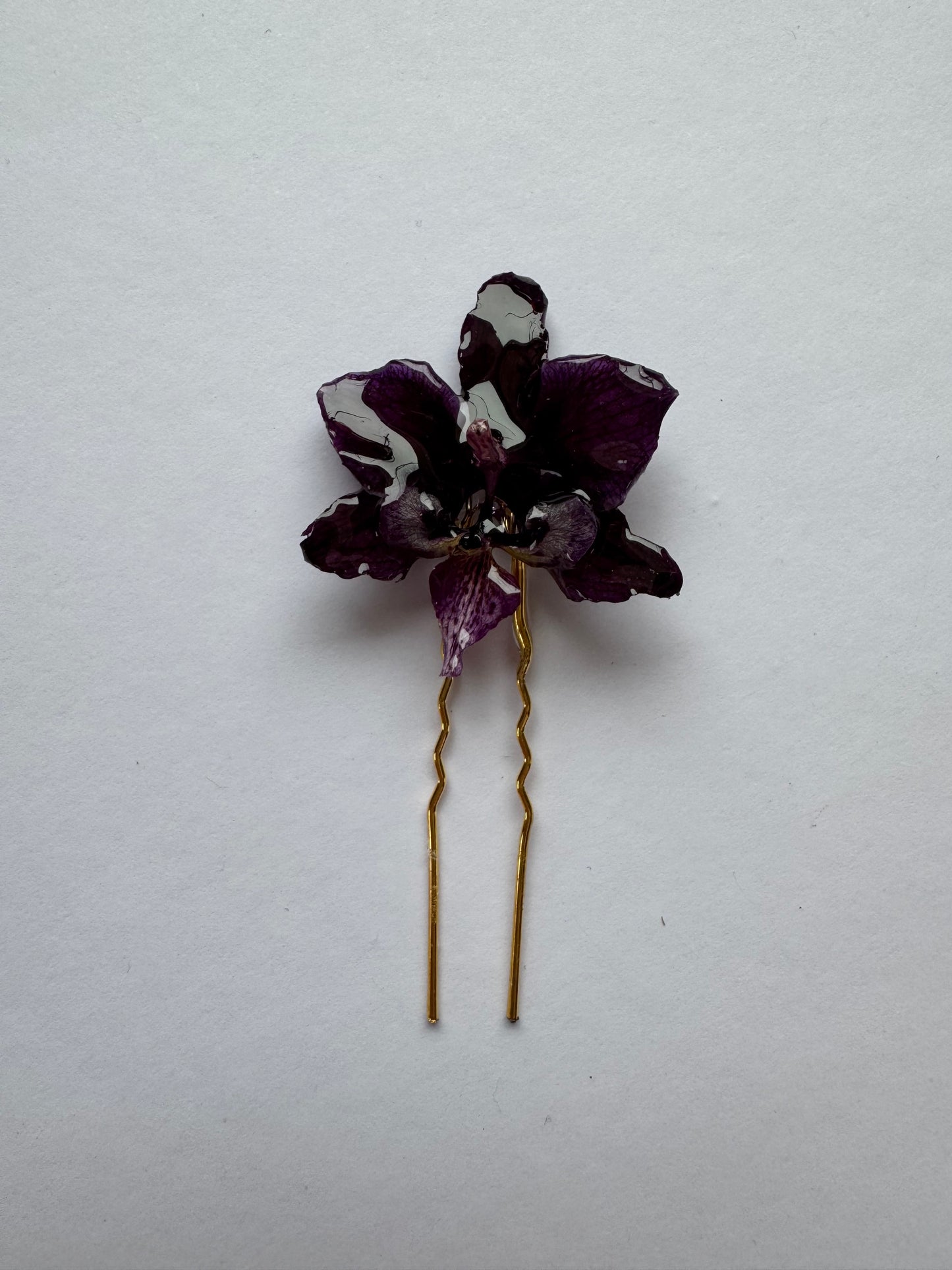 Handmade Real Orchid Mini Hairpins – Preserved Floral Accessories