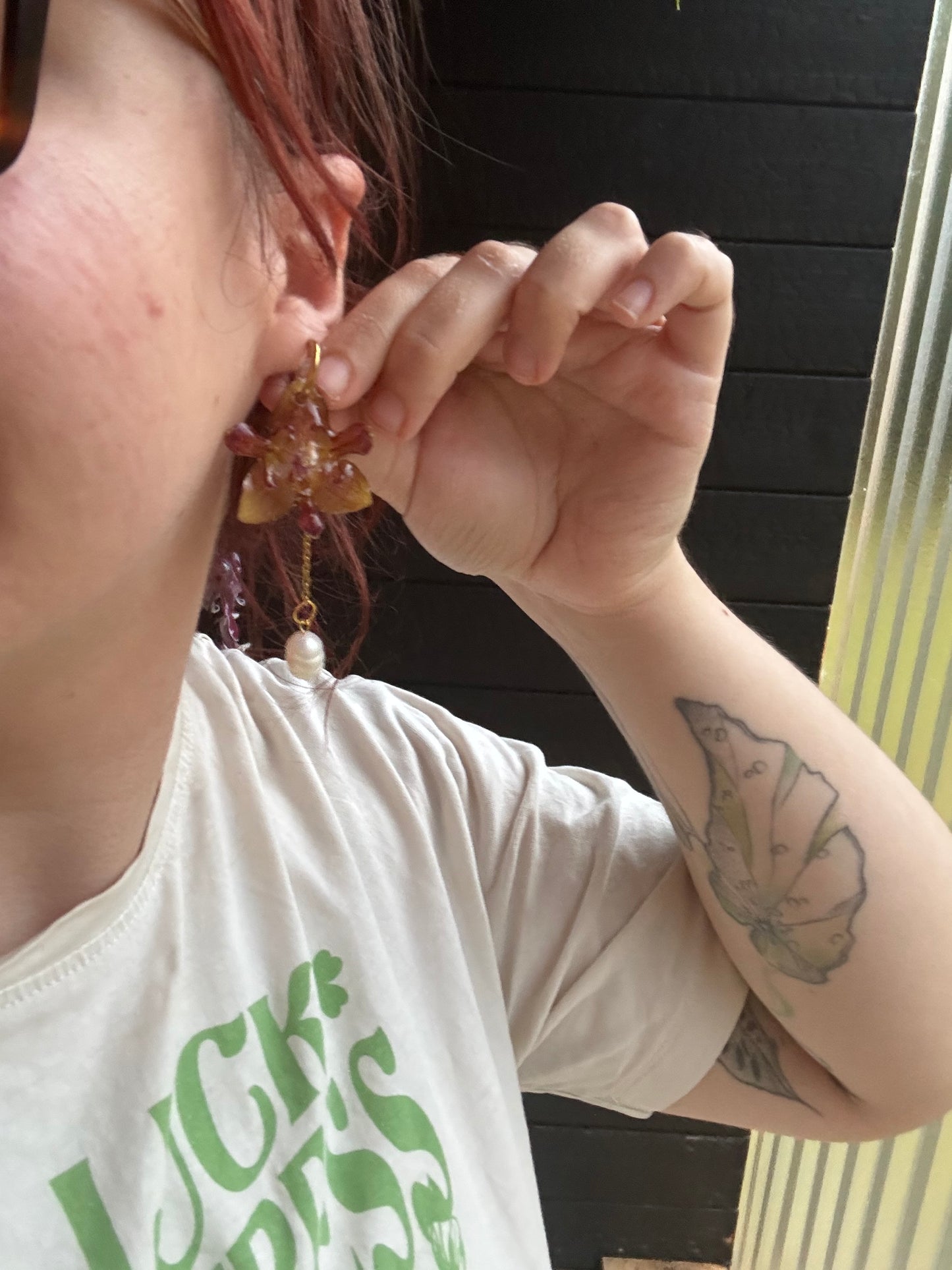 Pink orchid and pearl earrings SYLLIA