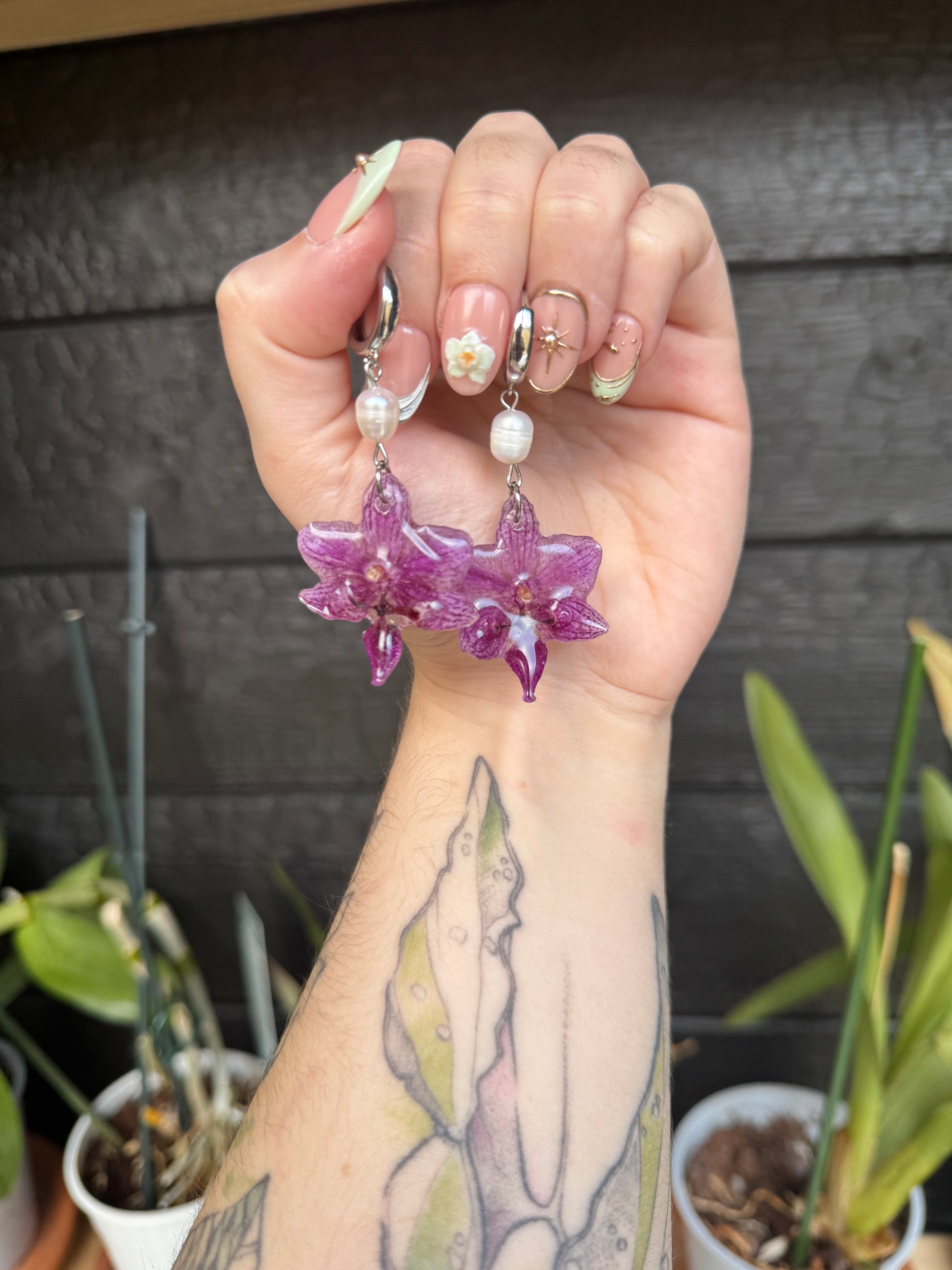 Purple orchid earrings with pearls SYLLIA