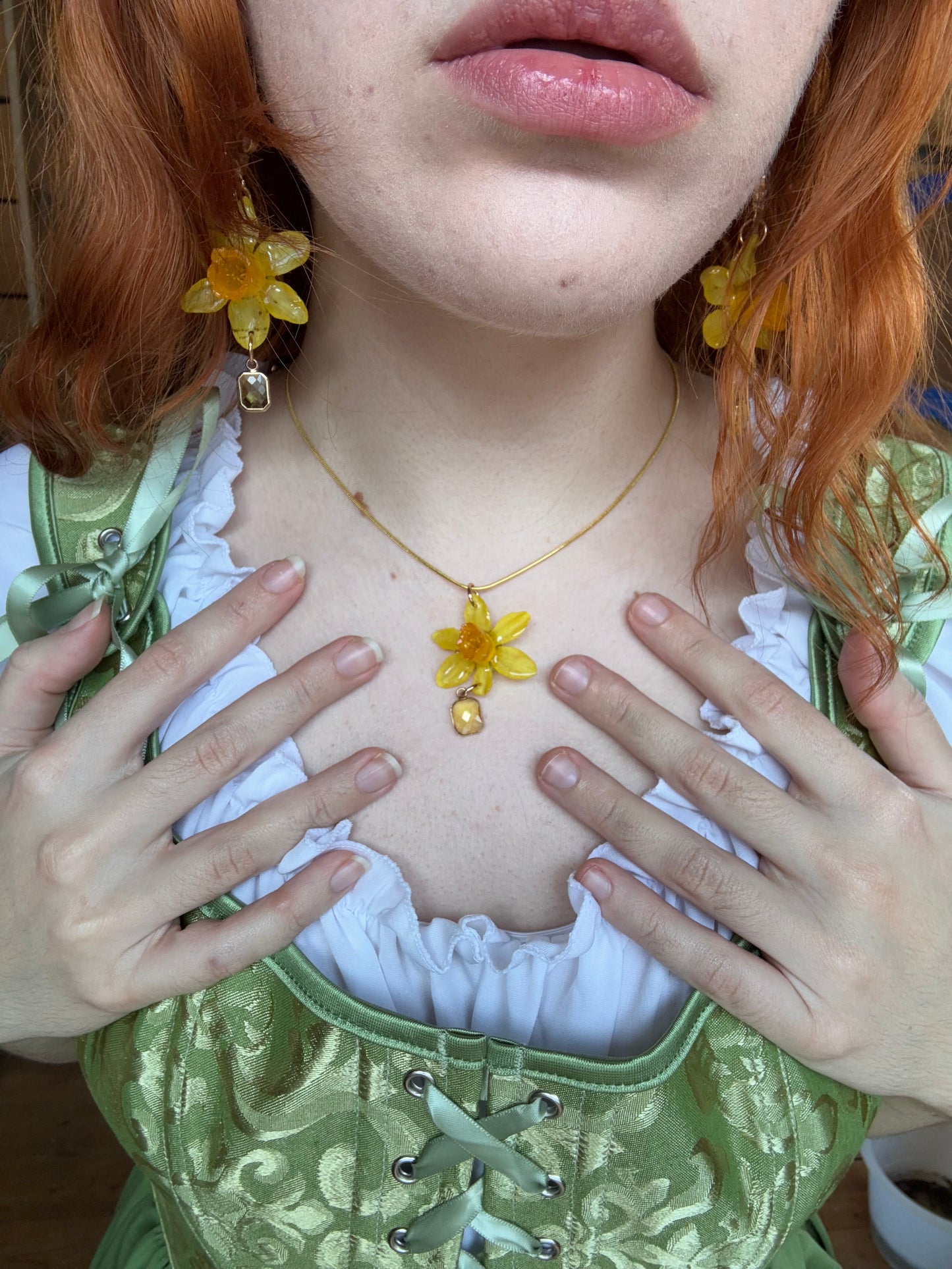 Daffodil necklace