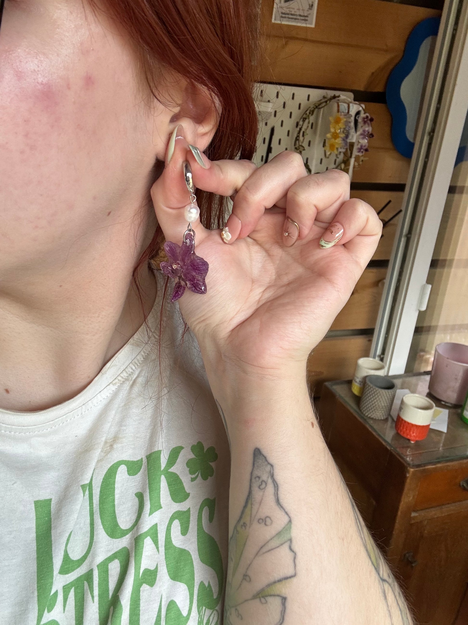 Purple orchid earrings with pearls SYLLIA