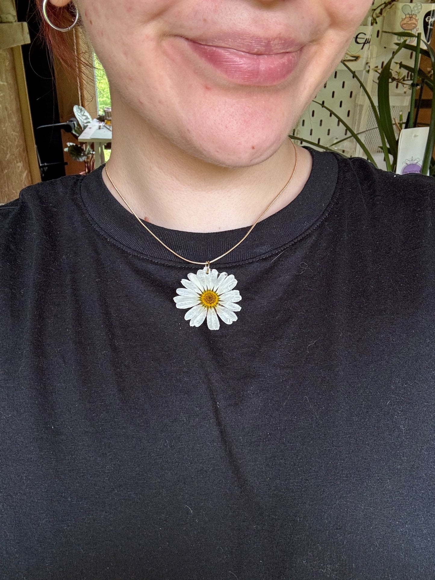 Real Daisy Flower Necklace – Real Floral Resin Jewelry Gift for Her