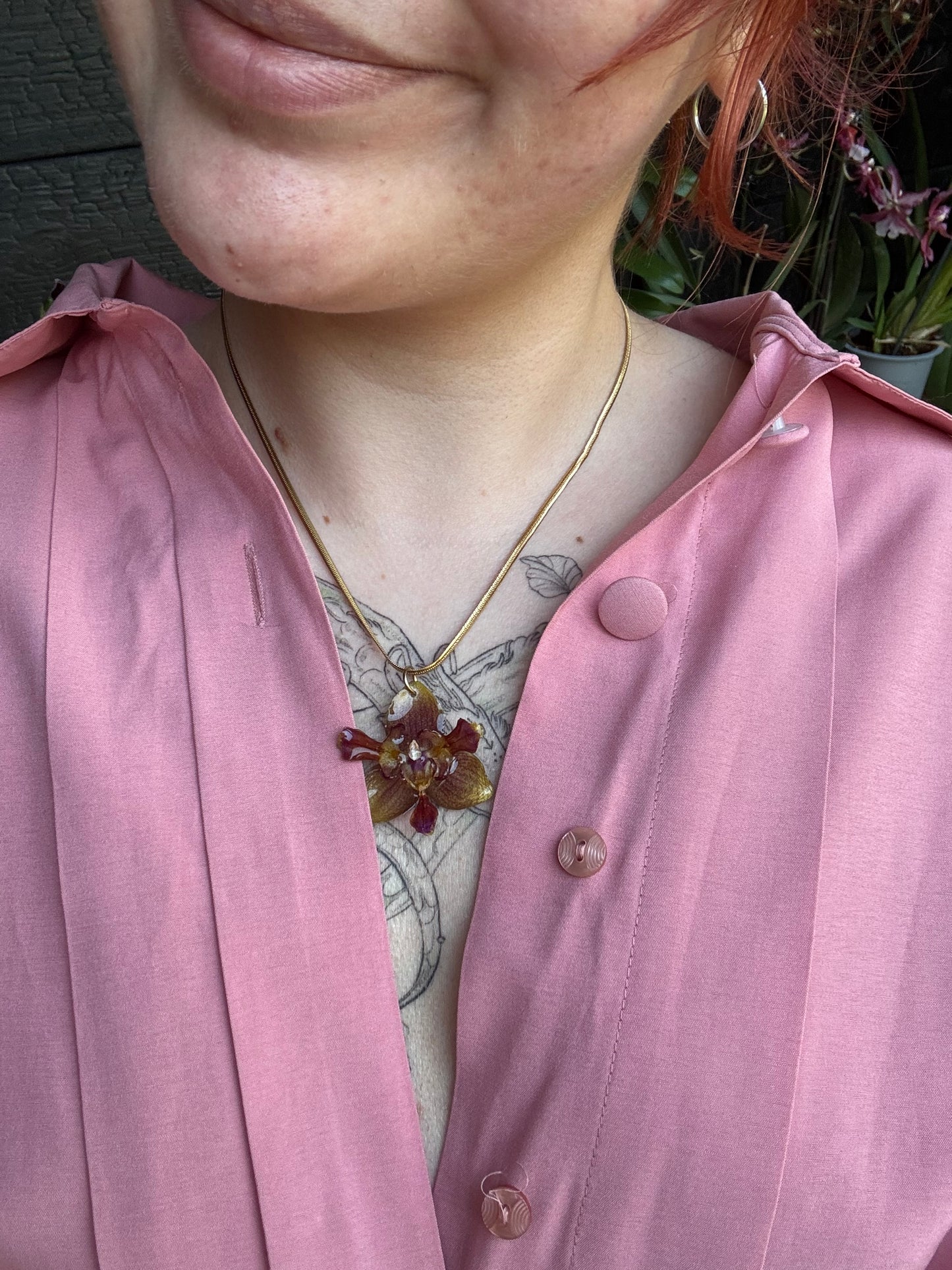 Sunset Peloric orchid necklace