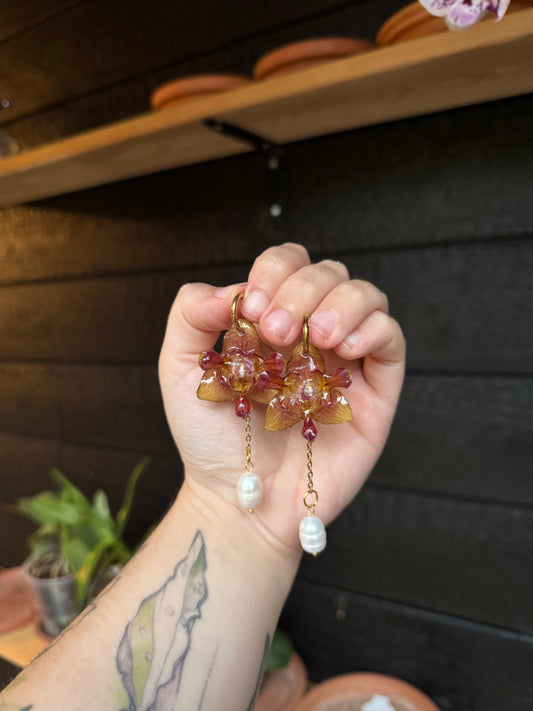 Pink orchid and pearl earrings SYLLIA