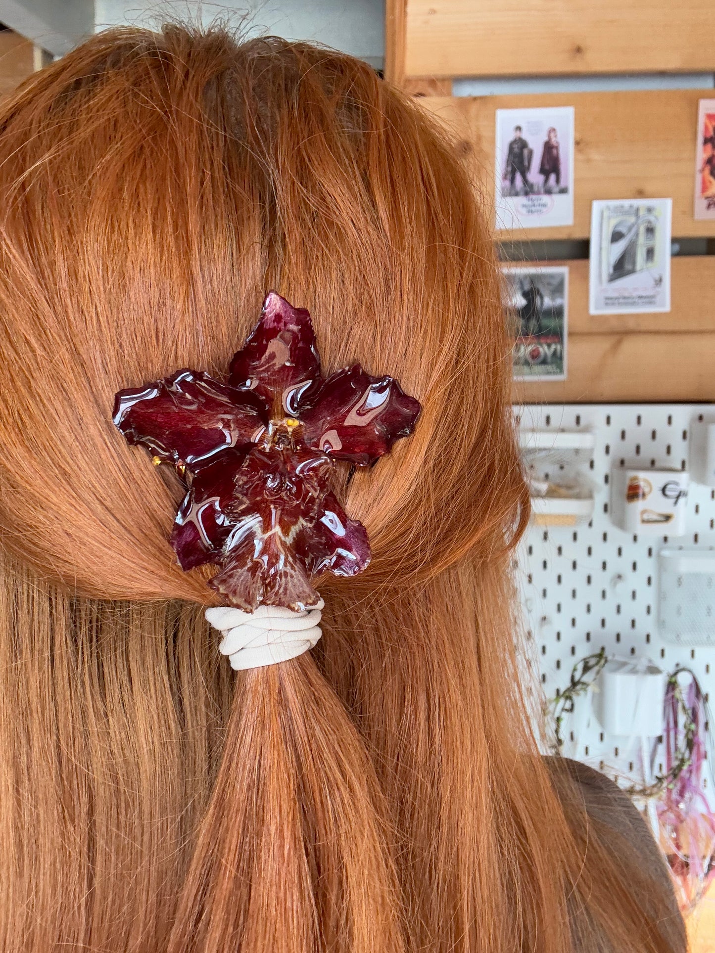 Real orchid hair comb
