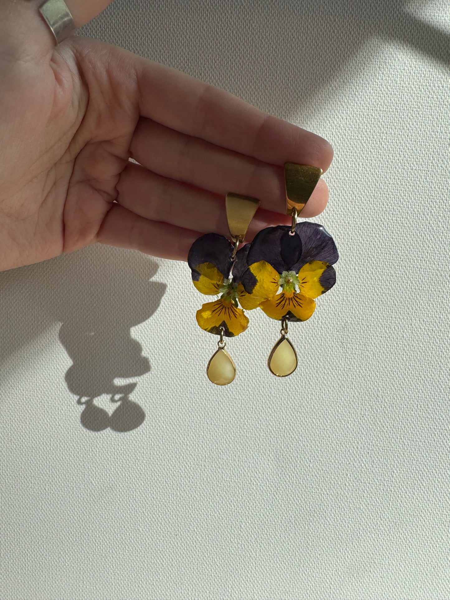 Pansy earrings