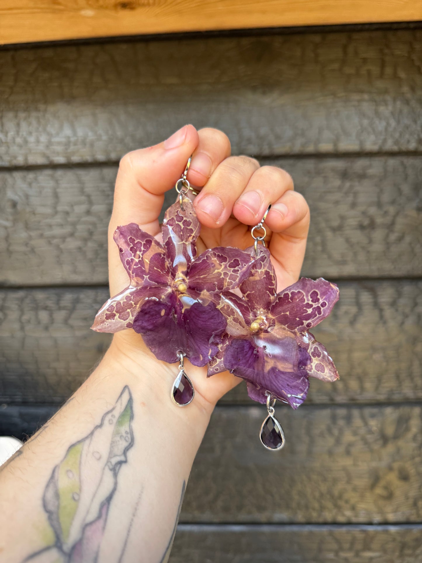Dotted purple orchid earrings SYLLIA