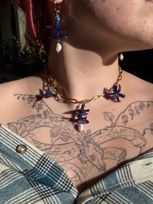 Blue hyacinth choker