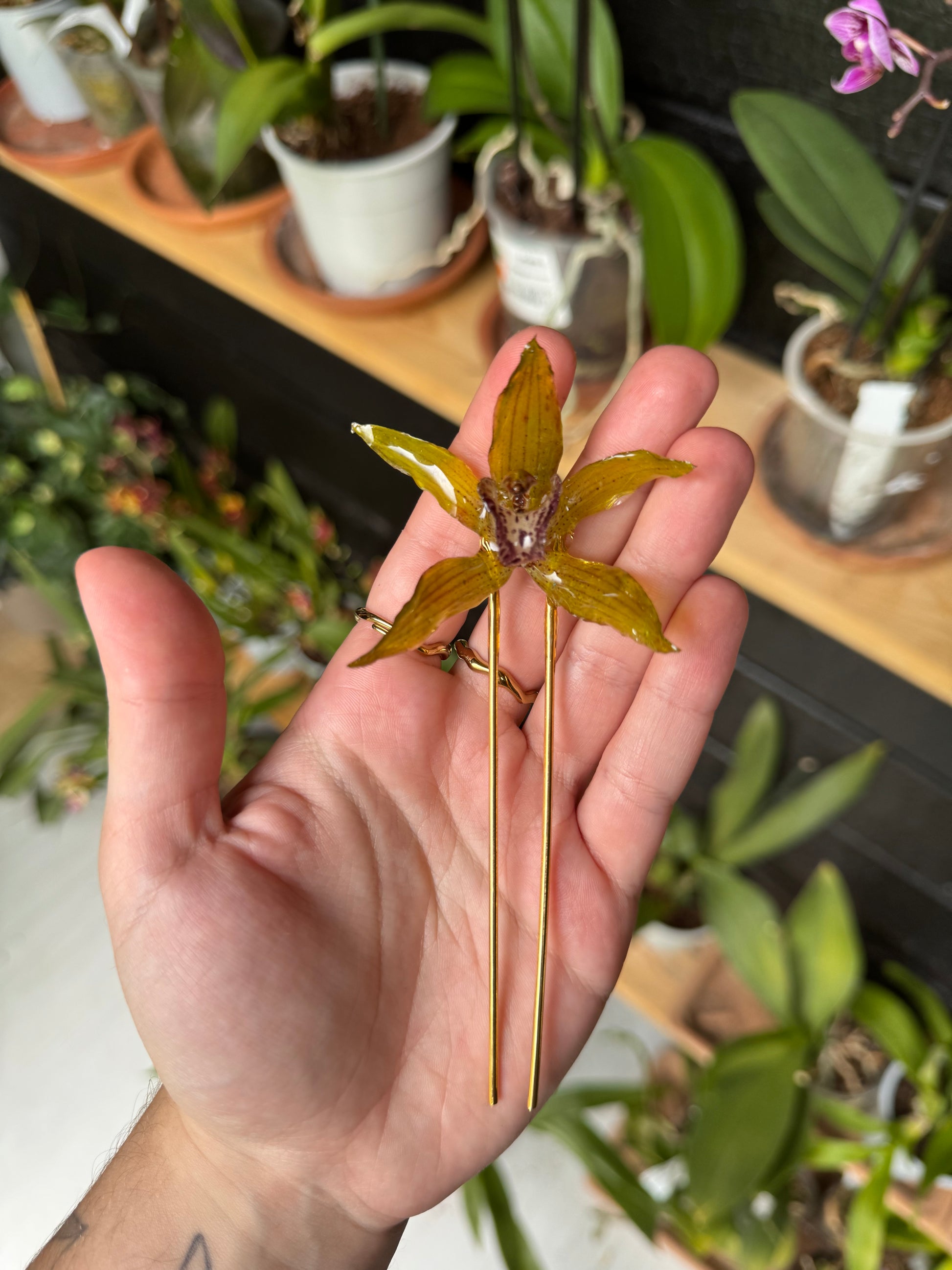 Green orchid hairpin SYLLIA