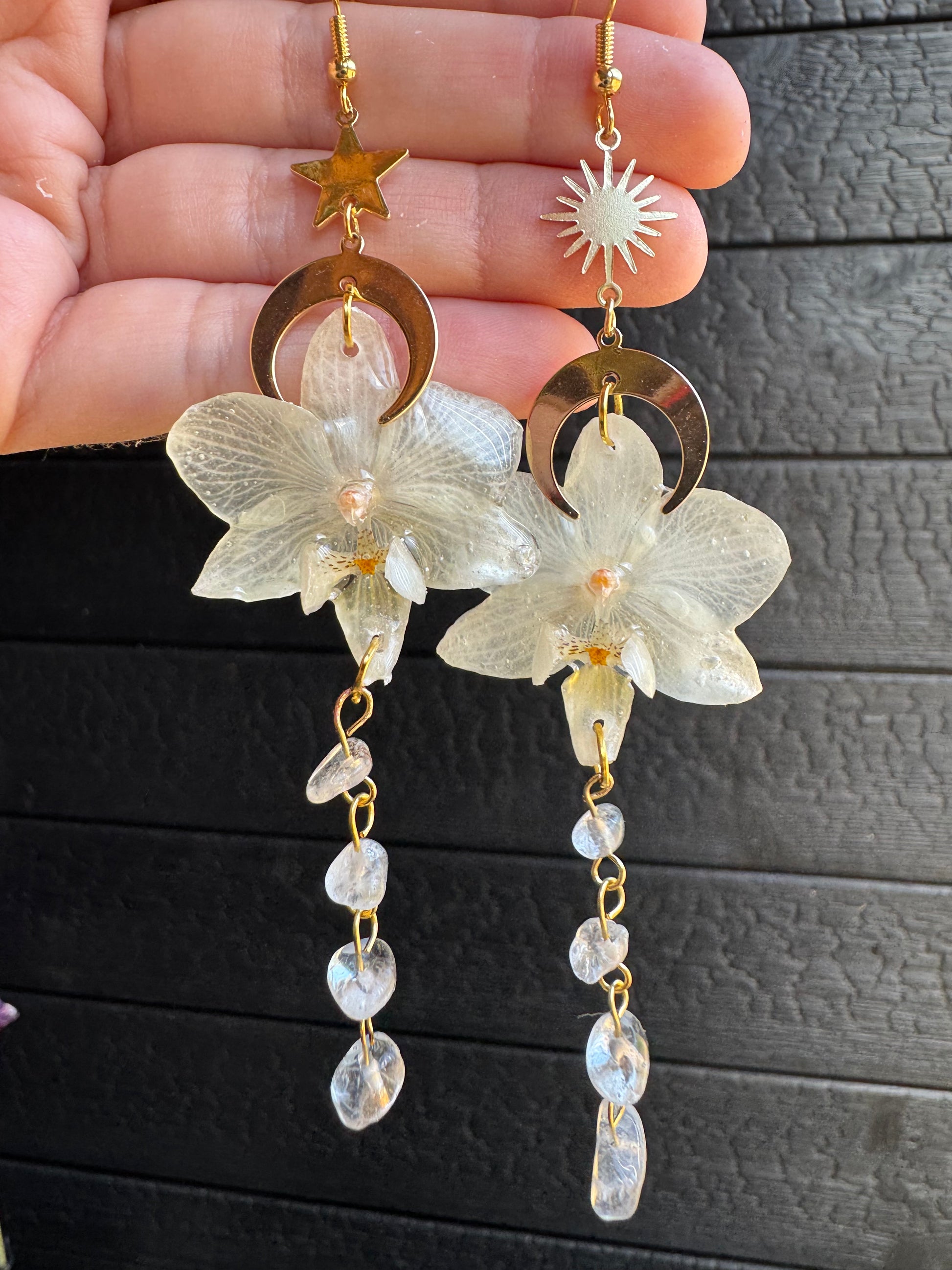 White orchid dangles SYLLIA