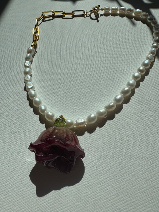Real rose pearl necklace