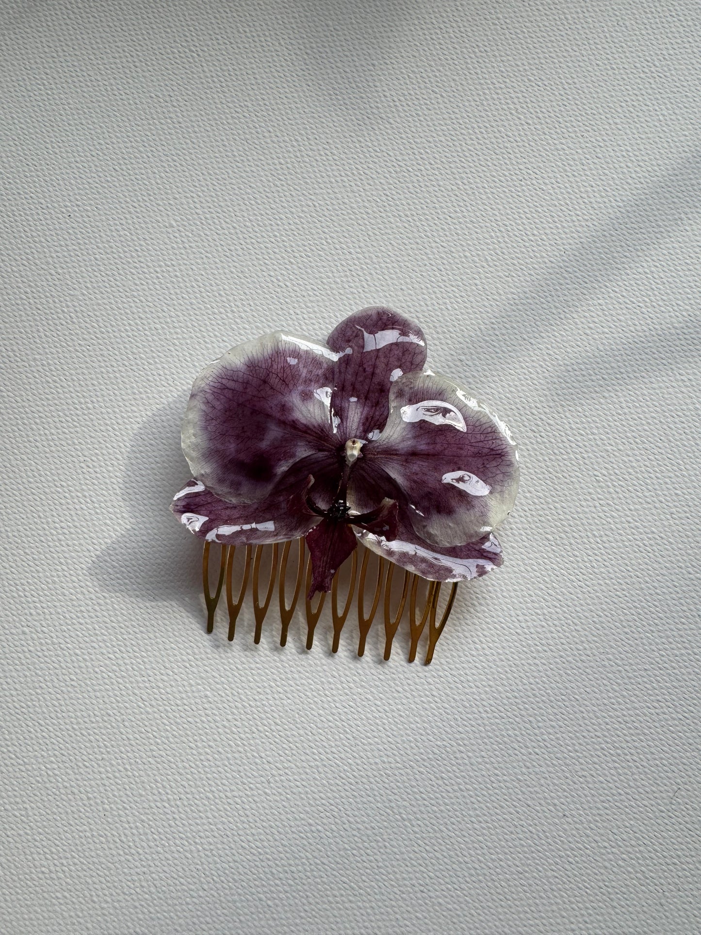 Real orchid hair comb