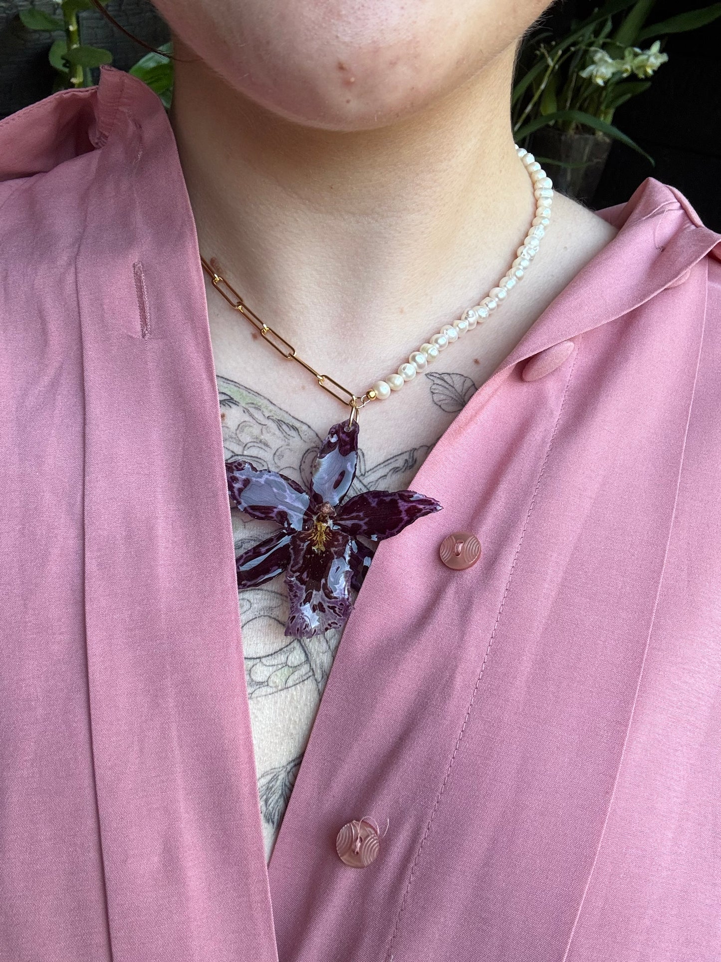 Wilsonara orchid pearl necklace