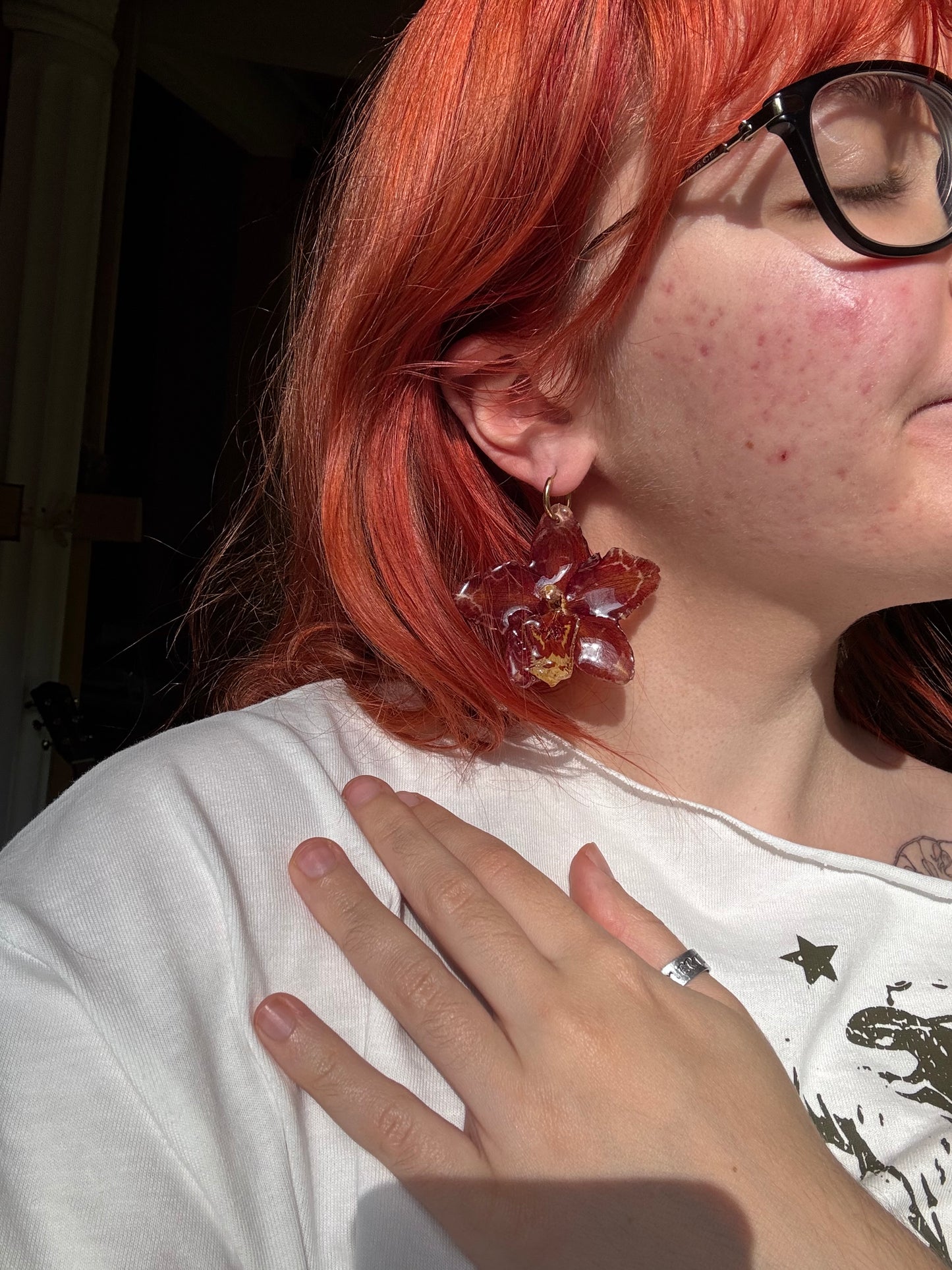 Red orchid hoops