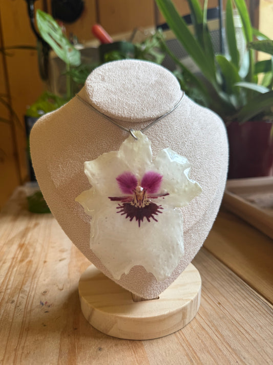 White orchid necklace