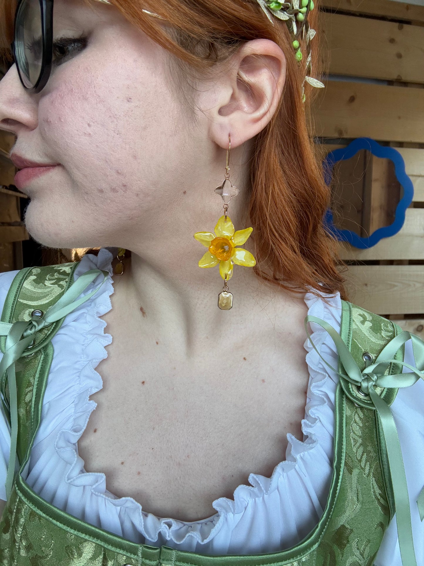 Real daffodils earrings