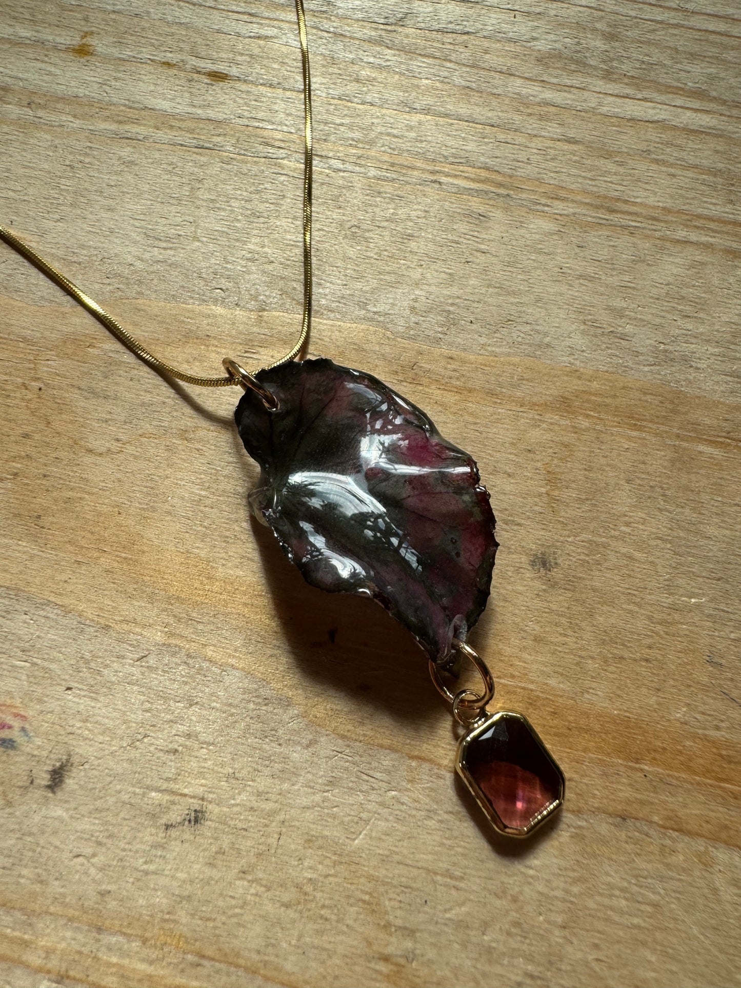 Red begonia necklace