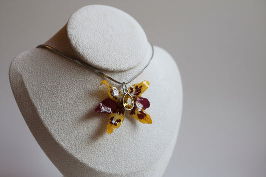 Mixed orchid petals necklace SYLLIA