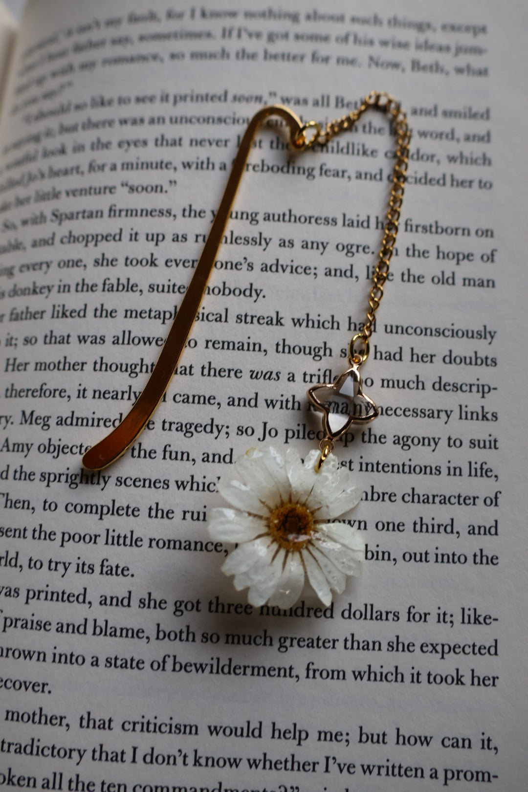 Daisy flower bookmark SYLLIA