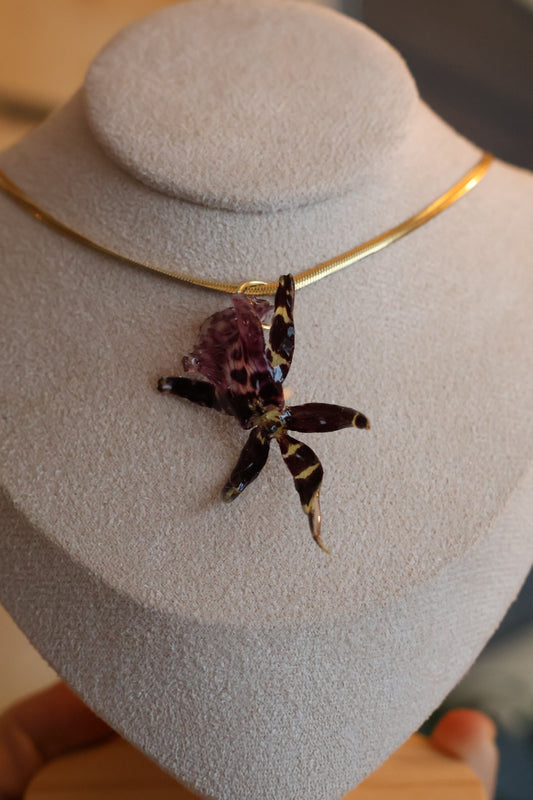 Black orchid necklace