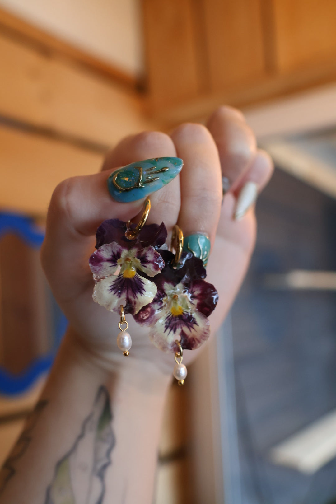 Purple pansy hoops SYLLIA