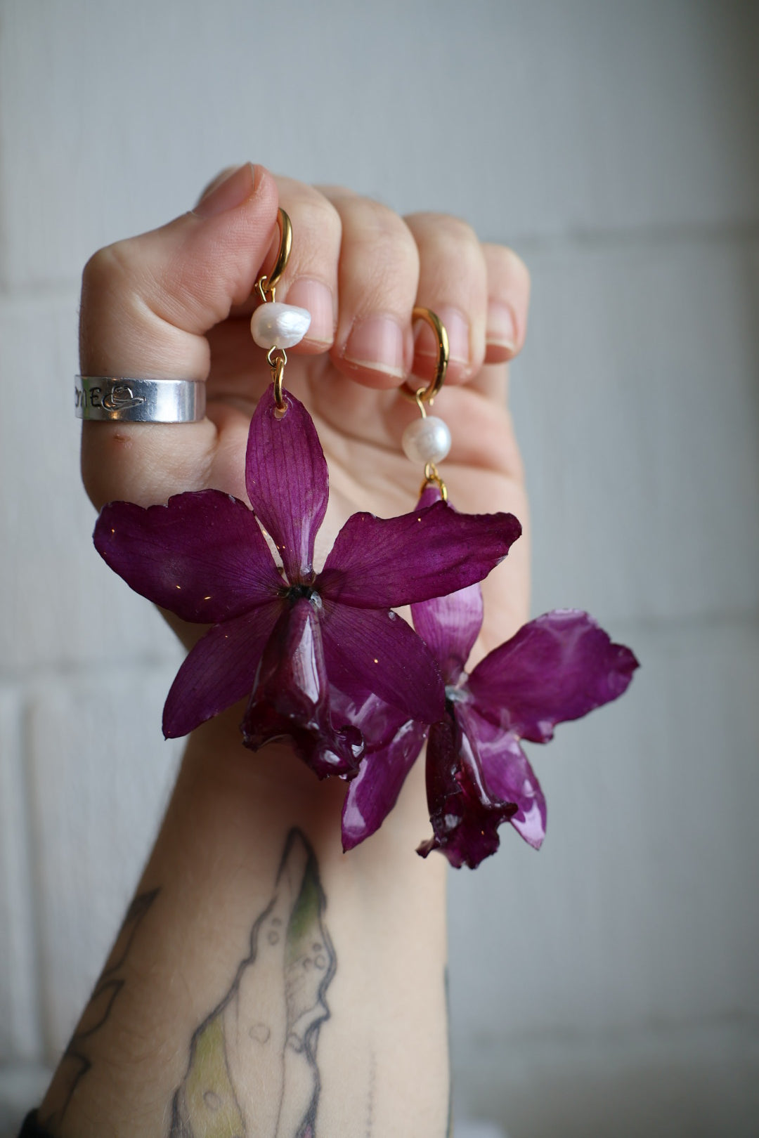 Unique purple orchid earrings SYLLIA