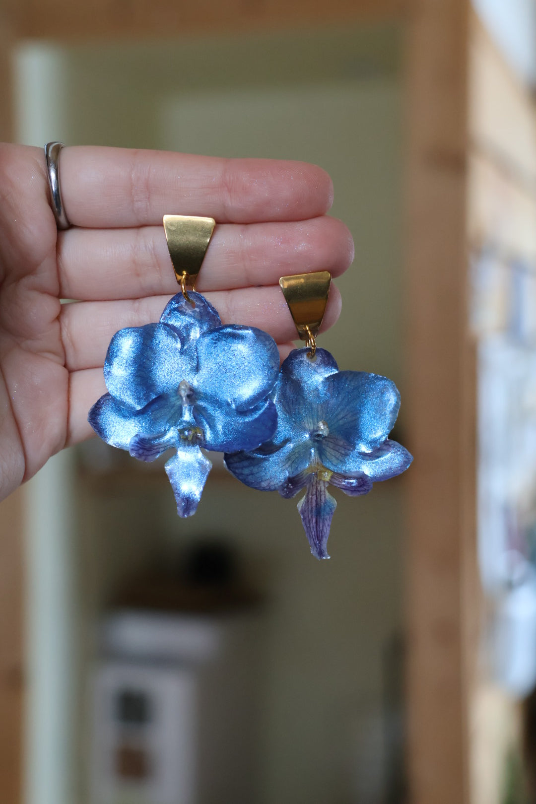 Blue chrome orchid earrings SYLLIA