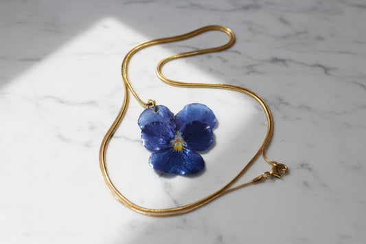 Blue chrome pansy necklace SYLLIA