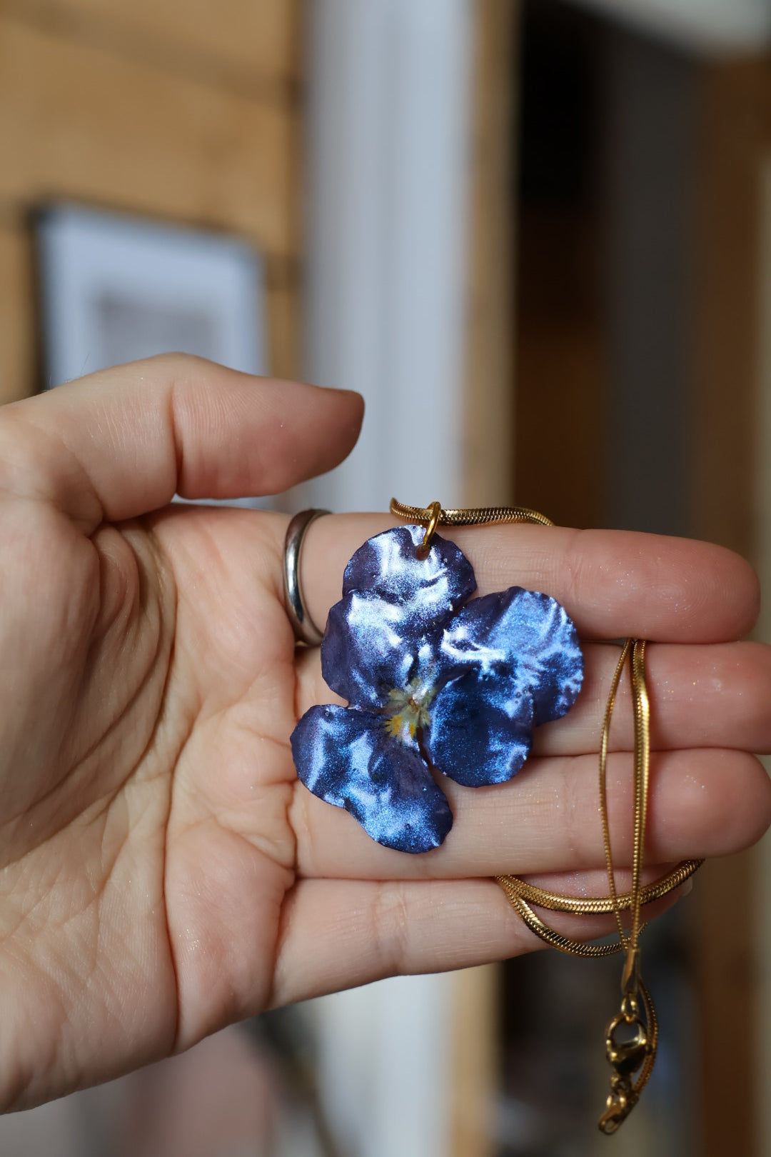 Blue chrome pansy necklace SYLLIA