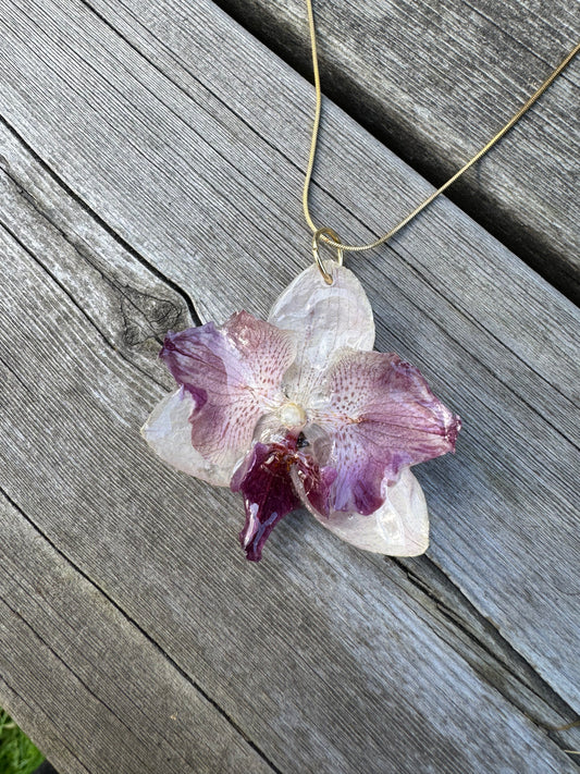 Purple orchid necklace SYLLIA
