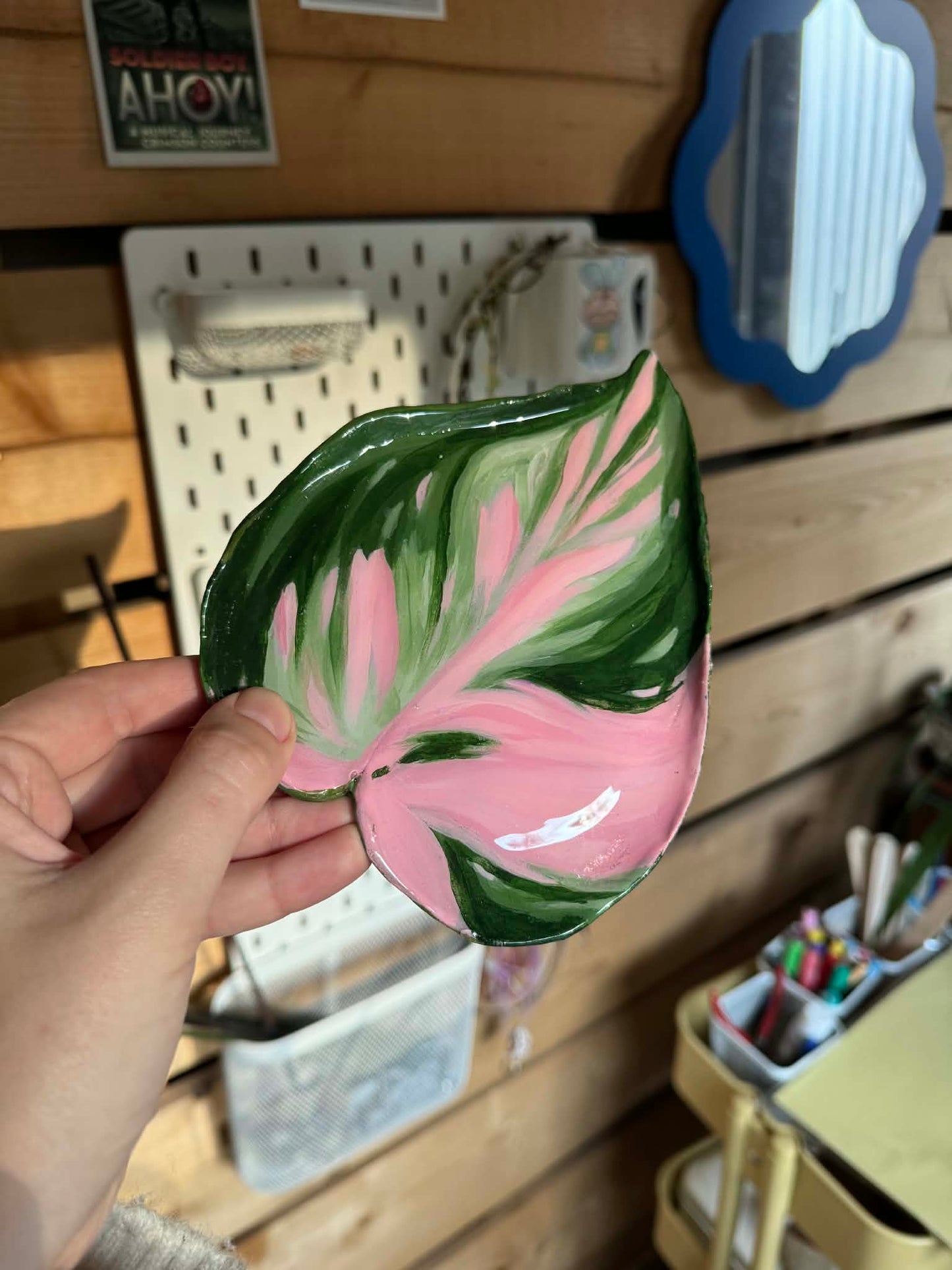 Philodendron pink princess trinket dish SYLLIA